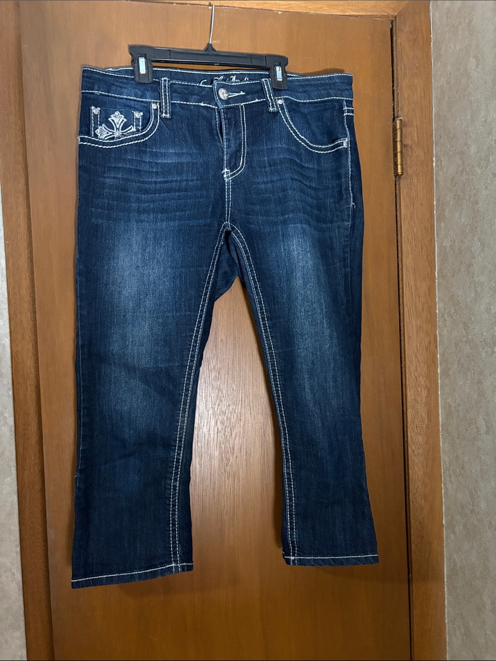 Women's Love Indigo Sz 10 Dark Blue Denim Capri Jeans with Contrast Stitching
